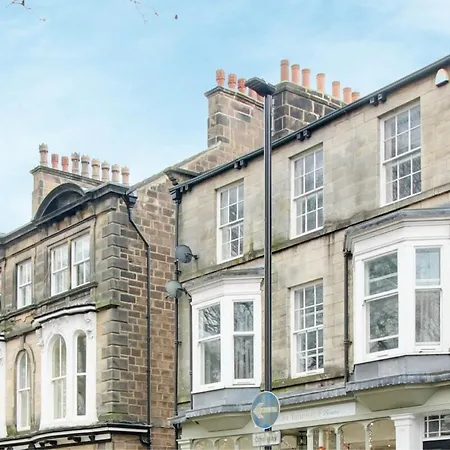Cosy 2br Penthouse, Sofa Bed, Parking, Flat 2 Long * Harrogate